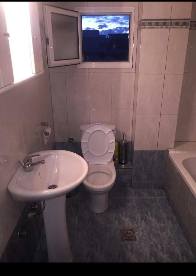Omilosmaltezos 1 Apartamento Tessalónica